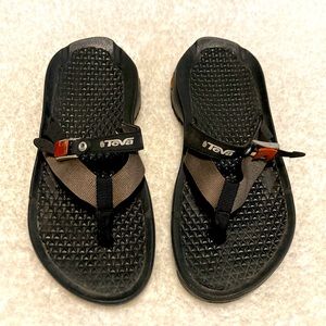 Teva Sport Sandals Hiking Kayaking Outdoors Final Markdown Price
